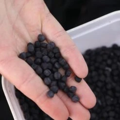 Fjuka 2in1 Pellets Black -Hengels Wereld Verkoopwinkel 1532186Fjuka 2in1 Black 3