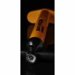 Savage Gear Hand Pump 29PSI / 2BAR 8 Savage Gear Hand Pump 29PSI / 2BAR -Hengels Wereld Verkoopwinkel 4124138Savage Gear Hand Pump 29PSI 2BAR 3